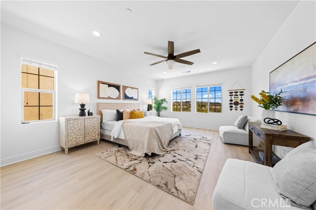 1928 Aliso Canyon Drive, Lake Forest CA: https://media.crmls.org/medias/ed4f12bd-f379-46f3-a8af-9c03f7c4f211.jpg