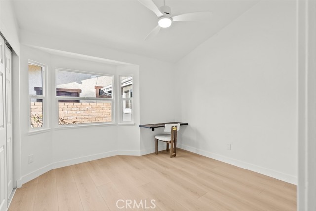 Image 15 of 35 For 25072 Atwood