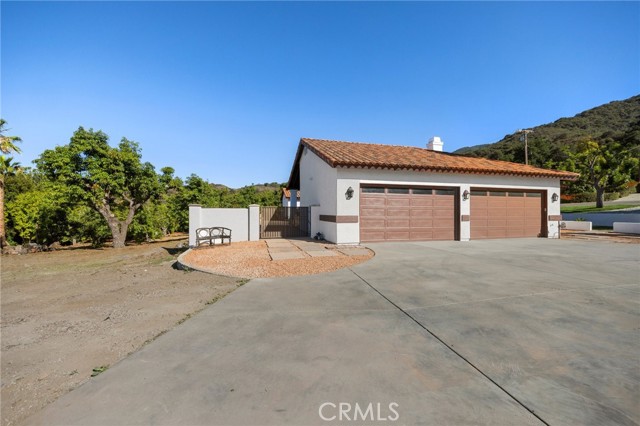 Image 52 of 74 For 4368 Crown Ranch Road