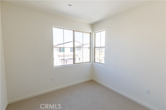 Detail Gallery Image 17 of 20 For 3472 E Emerald Dr, Ontario,  CA 91761 - 4 Beds | 3 Baths