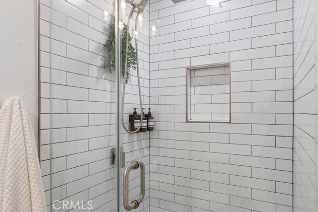 Detail Gallery Image 41 of 64 For 2207 - 2009 Apex Ave, Los Angeles,  CA 90039 - 2 Beds | 2 Baths