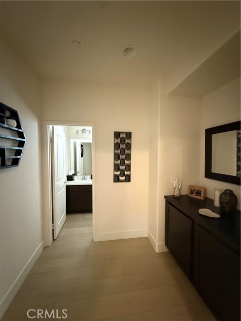 Detail Gallery Image 14 of 21 For 5565 Buckthorn Ct, Chino,  CA 91710 - 4 Beds | 3/1 Baths