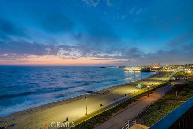 531 Esplanade, Redondo Beach, California 90277, 1 Bedroom Bedrooms, ,1 BathroomBathrooms,Residential,Sold,Esplanade,SB22140882