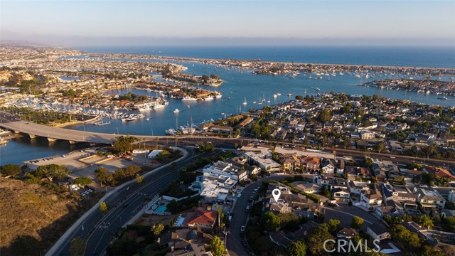 Detail Gallery Image 66 of 69 For 125 Kings Pl, Newport Beach,  CA 92663 - 5 Beds | 6/1 Baths
