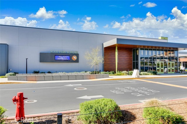 Detail Gallery Image 35 of 37 For 1077 Cadence, Irvine,  CA 92618 - 4 Beds | 4 Baths