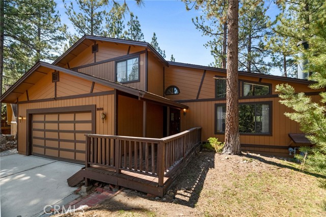 1015 W London Ln, Big Bear City, CA 92314