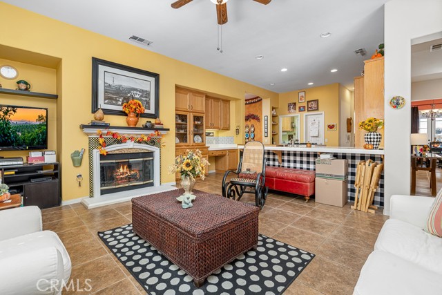 Detail Gallery Image 10 of 35 For 1052 Park Ave, San Jacinto,  CA 92583 - 4 Beds | 3 Baths