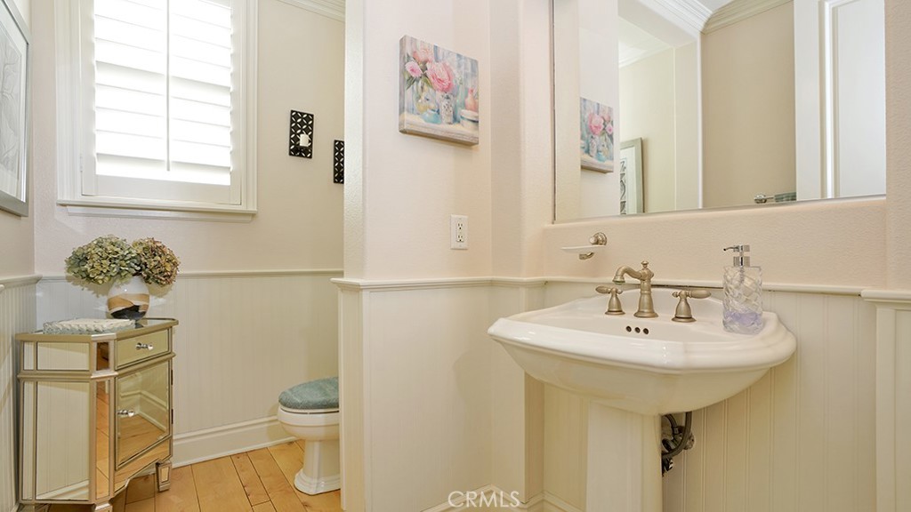 MLS #OC25258834 image #17