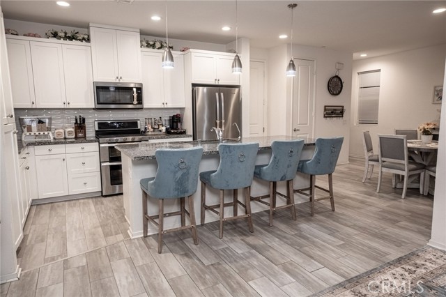 Detail Gallery Image 14 of 32 For 30565 Ticonderoga, Murrieta,  CA 92563 - 3 Beds | 2/1 Baths