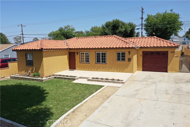 975 Via Bernardo, Corona, CA 92882