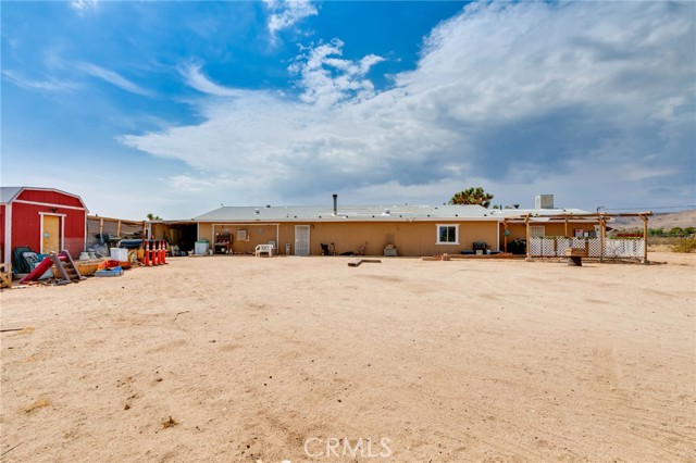 Detail Gallery Image 13 of 27 For 56225 Moonstone Ln, Yucca Valley,  CA 92284 - 3 Beds | 2 Baths