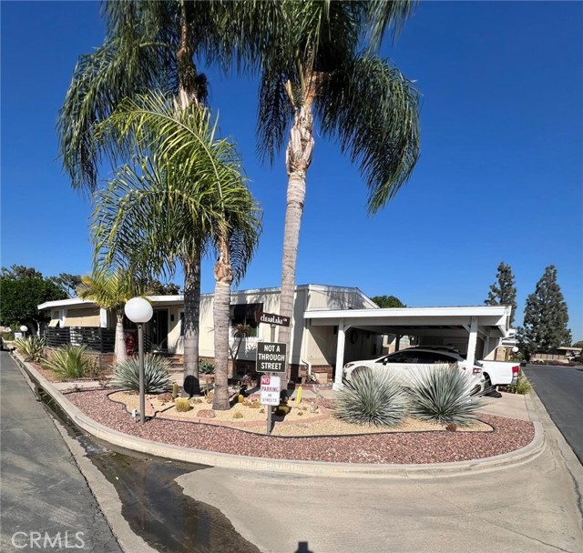 Image 34 of 45 For 215 Clearlake Circle 215