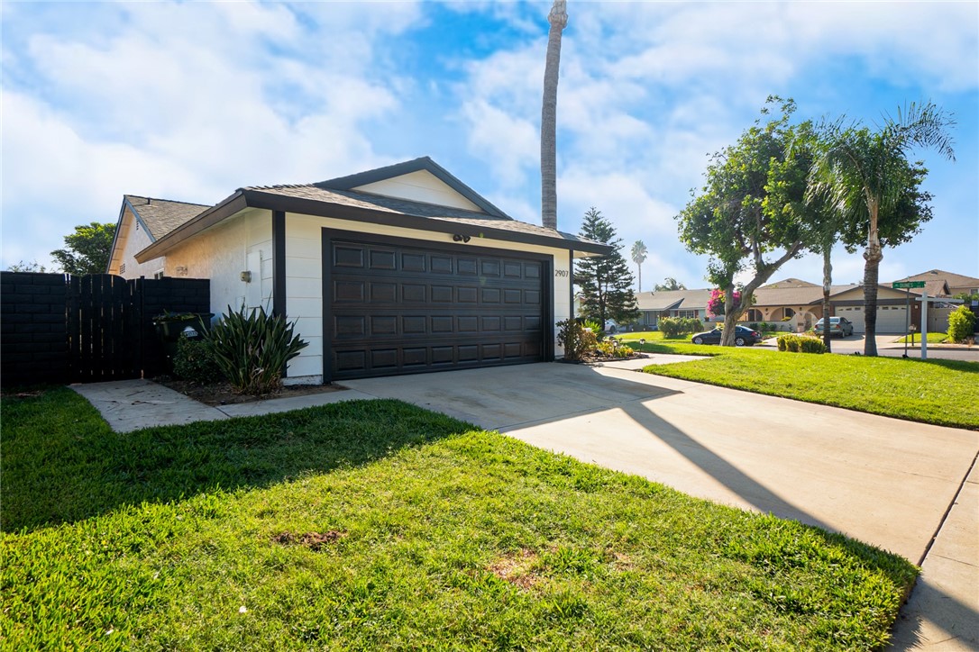 Detail Gallery Image 2 of 36 For 2907 S Hope Ave, Ontario,  CA 91761 - 4 Beds | 2 Baths