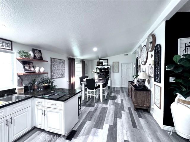 Detail Gallery Image 28 of 46 For 6130 Camino Real #242,  Jurupa Valley,  CA 92509 - 4 Beds | 2 Baths