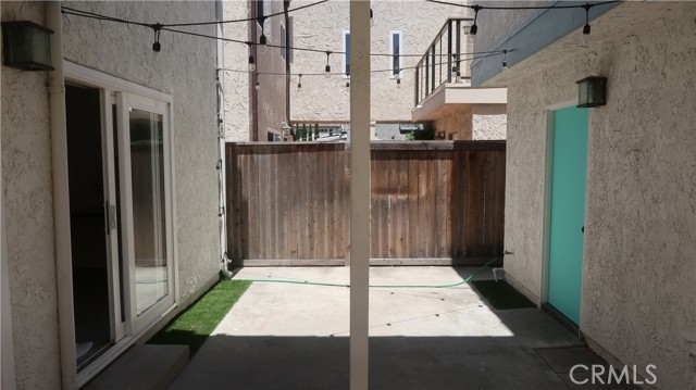 Detail Gallery Image 12 of 50 For 322 12th St, Huntington Beach,  CA 92648 - 3 Beds | 2/1 Baths