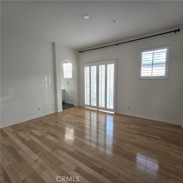 Image 3 of 51 For 30 Burlingame