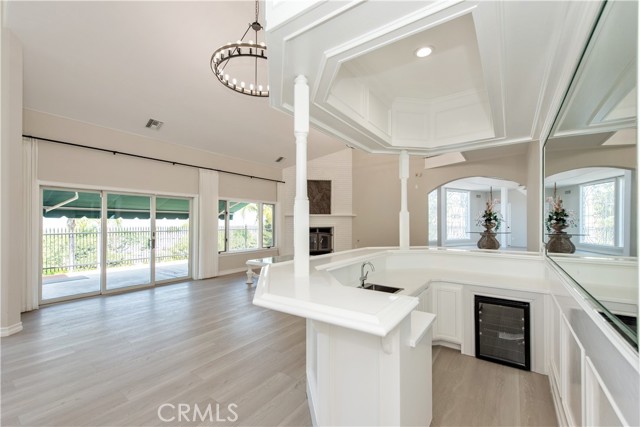 2836 N Kingsgate Drive, Orange CA: https://media.crmls.org/medias/ed5afb8d-cf41-4def-963d-ed31fe66cb9b.jpg