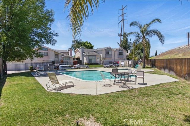 Detail Gallery Image 40 of 48 For 11965 Terra Bella St #17,  Sylmar,  CA 91342 - 3 Beds | 3 Baths