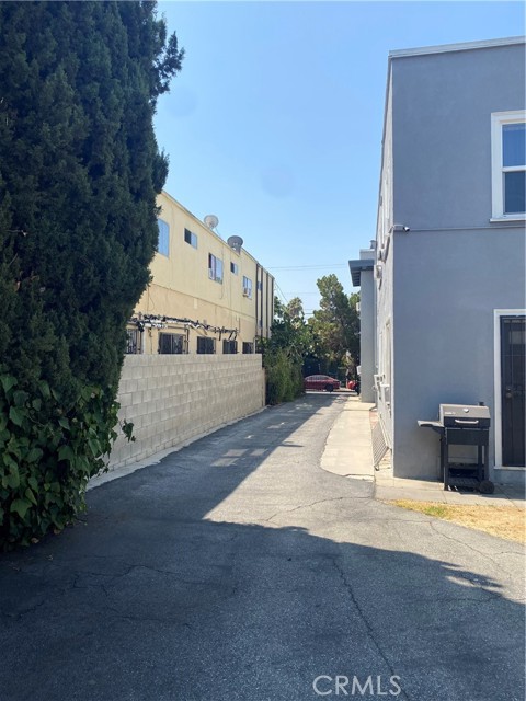 Detail Gallery Image 22 of 22 For 4345 Burns Ave, Los Angeles,  CA 90029 - 2 Beds | 2 Baths