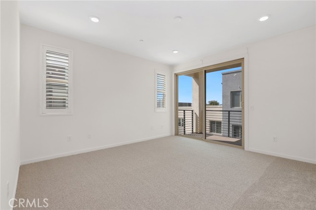 175 Cadence, Irvine CA: https://media.crmls.org/medias/ed5c6268-106e-4c4b-a983-39c632dd3402.jpg