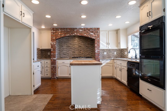 Detail Gallery Image 18 of 73 For 2048 Calle Bogota, Rowland Heights,  CA 91748 - 5 Beds | 3 Baths