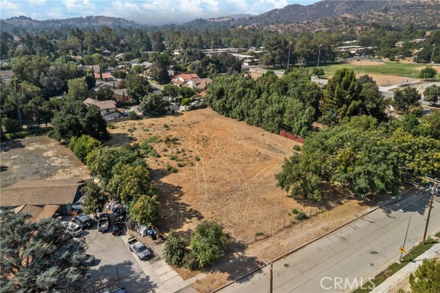 Detail Gallery Image 11 of 17 For 22180 Chatsworth, Chatsworth,  CA 91311 - – Beds | – Baths