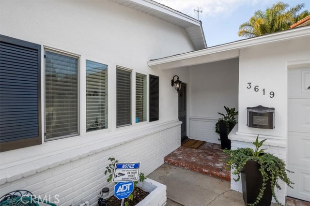 Detail Gallery Image 3 of 30 For 3619 N Poinsettia Ave, Manhattan Beach,  CA 90266 - 3 Beds | 2/1 Baths