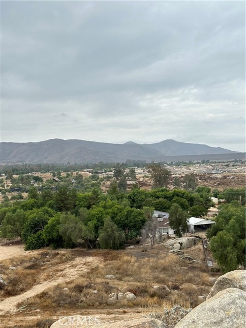 27 Starlight Mesa Drive, Hemet, California 92543, ,Land,For Sale,27 Starlight Mesa Drive,CRSW23164767