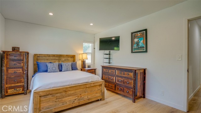23853 Hatteras Street, Woodland Hills CA: https://media.crmls.org/medias/ed6190eb-3694-4490-8733-657394da4e25.jpg