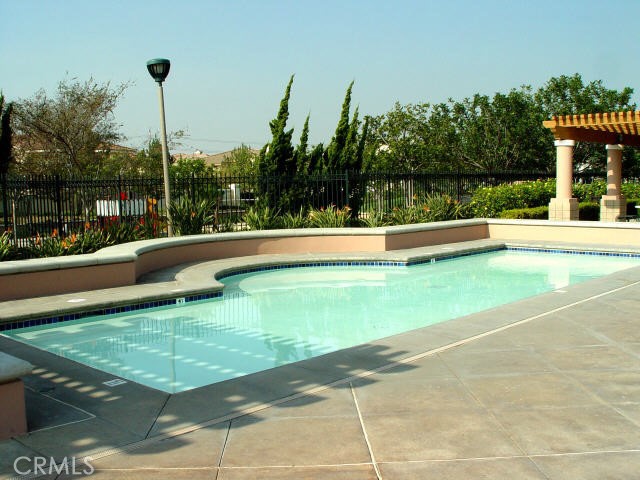 Detail Gallery Image 44 of 51 For 26 Santa Catalina Aisle, Irvine,  CA 92606 - 4 Beds | 2/1 Baths