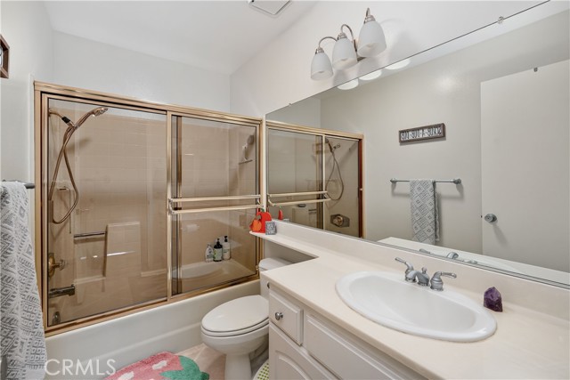 Detail Gallery Image 17 of 35 For 25784 Covala Ct, Valencia,  CA 91355 - 2 Beds | 2 Baths