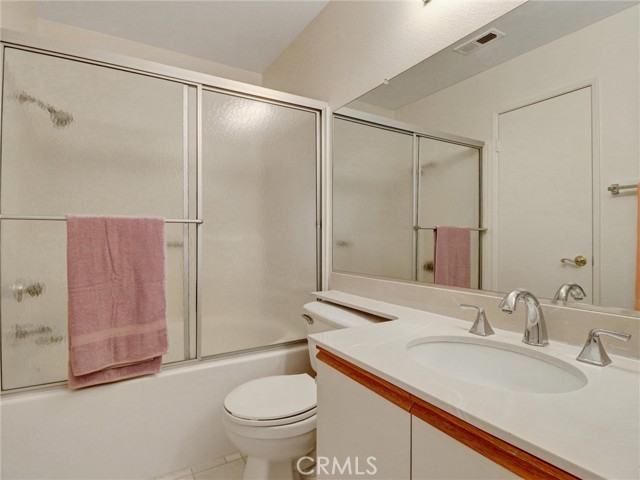 78209 Indigo Drive, La Quinta CA: https://media.crmls.org/medias/ed62c139-da5e-49b7-a7c6-dd643c8c8d41.jpg