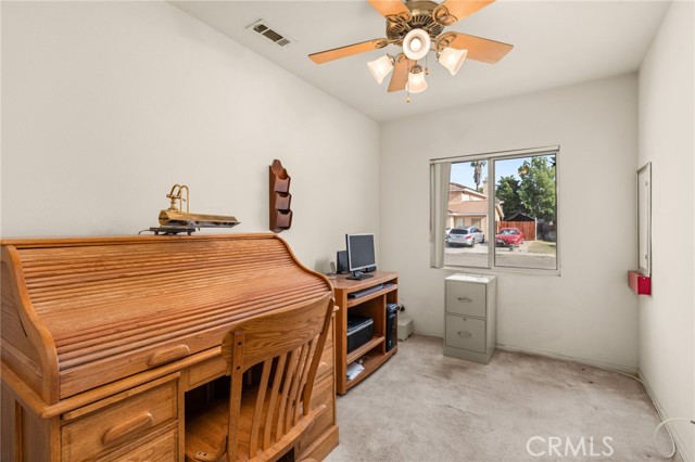 Detail Gallery Image 15 of 44 For 1859 Rosemont Cir, San Jacinto,  CA 92583 - 3 Beds | 2 Baths