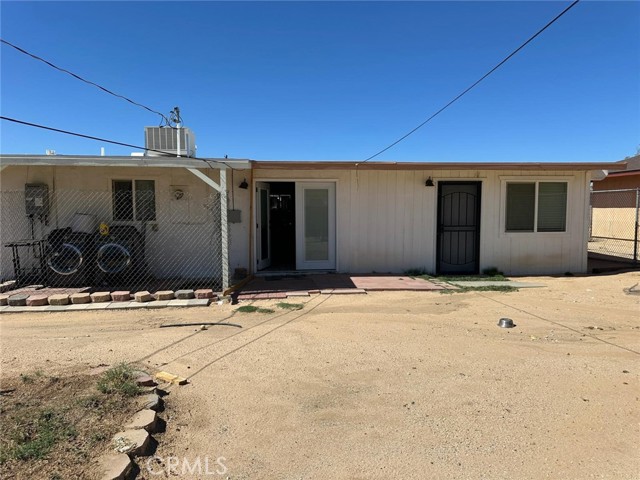 Detail Gallery Image 11 of 14 For 72163 Sun Valley Dr, Twentynine Palms,  CA 92277 - 3 Beds | 2 Baths