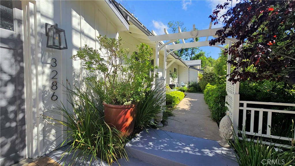 MLS #OC25159047 image #2