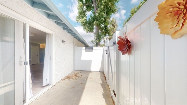 Detail Gallery Image 6 of 14 For 872 W Sierra Madre, Azusa,  CA 91702 - 2 Beds | 1 Baths