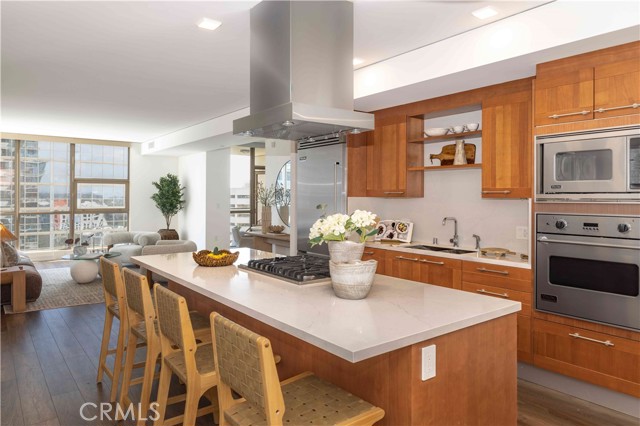 Front Image Thumbnail for CROC26087672