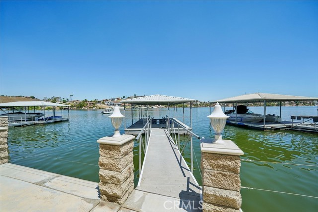 29368 Big Range Road, Canyon Lake CA: https://media.crmls.org/medias/ed66f244-414c-4049-9d53-cde516347ce9.jpg