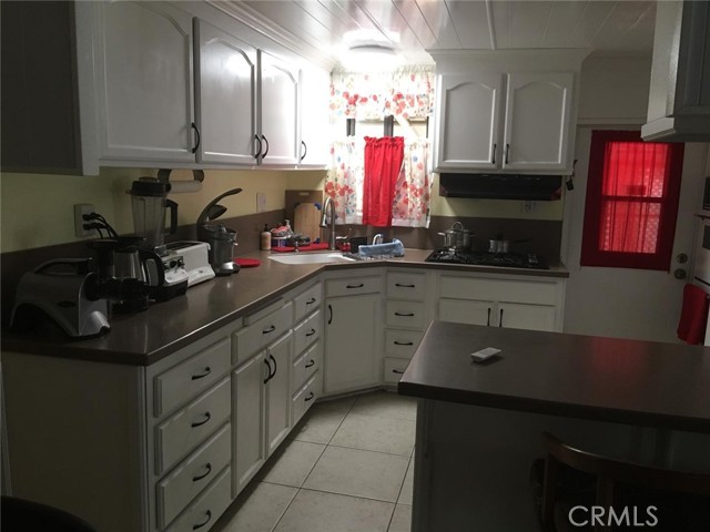 Image 6 of 24 For 1030 Bradbourne Avenue 31