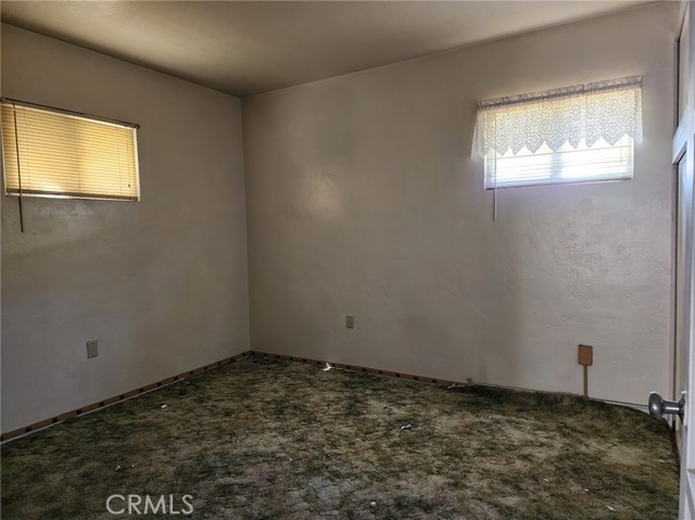 Detail Gallery Image 11 of 23 For 2443 Roxbury, San Bernardino,  CA 92404 - 3 Beds | 1 Baths