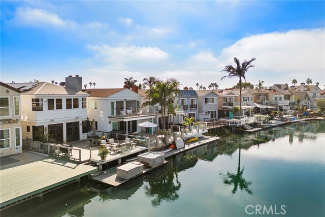 Detail Gallery Image 35 of 45 For 235 Canal St, Newport Beach,  CA 92663 - 4 Beds | 3/1 Baths