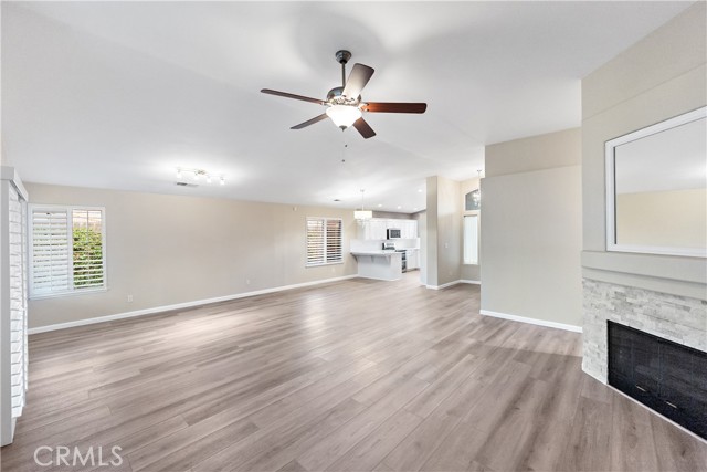 Detail Gallery Image 8 of 22 For 2168 E Powers, Fresno,  CA 93720 - 4 Beds | 2 Baths