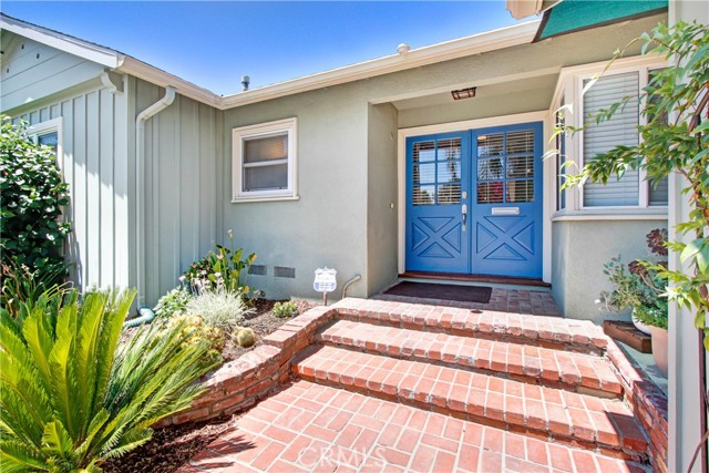6663 Sale Avenue photo 3