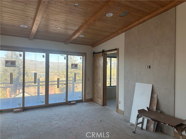 Detail Gallery Image 12 of 28 For 40564 Ironwood Rd, Big Bear Lake,  CA 92315 - 5 Beds | 5/1 Baths