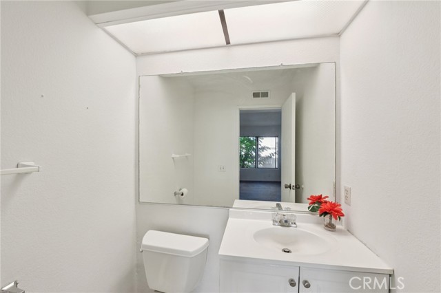 Detail Gallery Image 11 of 38 For 602 Park Shadow Ct, Baldwin Park,  CA 91706 - 3 Beds | 2/1 Baths