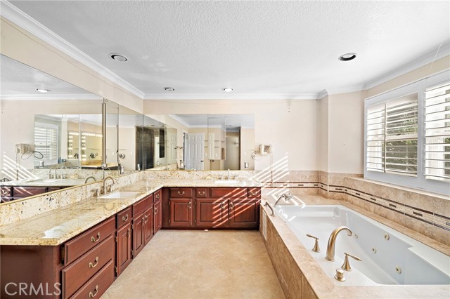 Detail Gallery Image 36 of 56 For 1851 Pitcairn, Costa Mesa,  CA 92626 - 4 Beds | 4 Baths