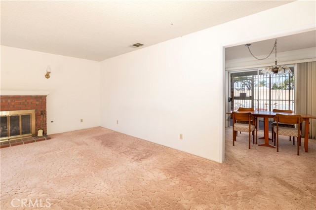 Detail Gallery Image 7 of 33 For 2221 El Rancho Cir, Hemet,  CA 92545 - 2 Beds | 2 Baths