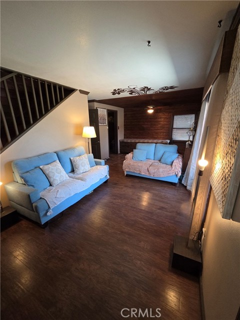 Detail Gallery Image 12 of 32 For 23553 Lake Dr, Crestline,  CA 92325 - 2 Beds | 2 Baths