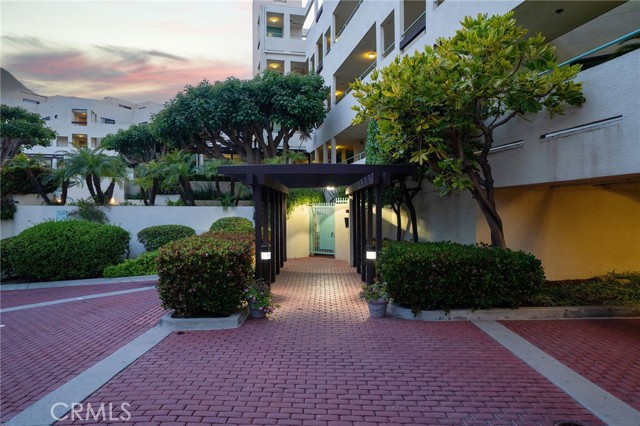 510 The Village, Redondo Beach, California 90277, 2 Bedrooms Bedrooms, ,2 BathroomsBathrooms,Residential,Sold,The Village,SB22067314