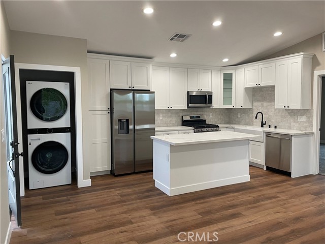 Image 42 of 66 For 824 Dune